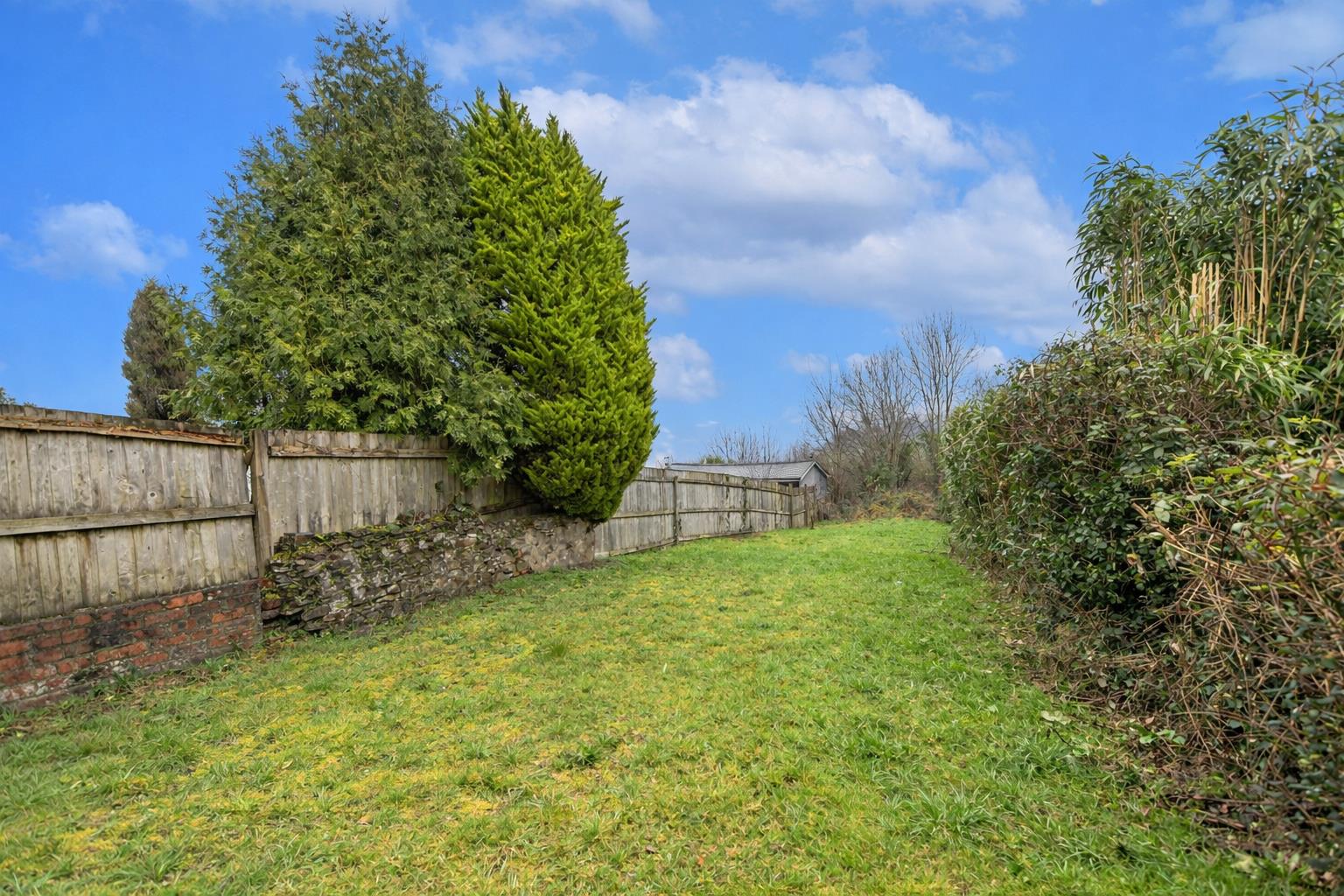 Pen Y Lan, Penclawdd, Swansea, SA4 3LL